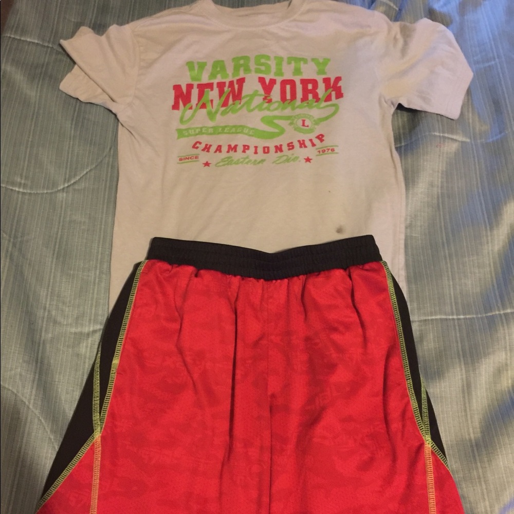 Boys short set Outfit 10/12